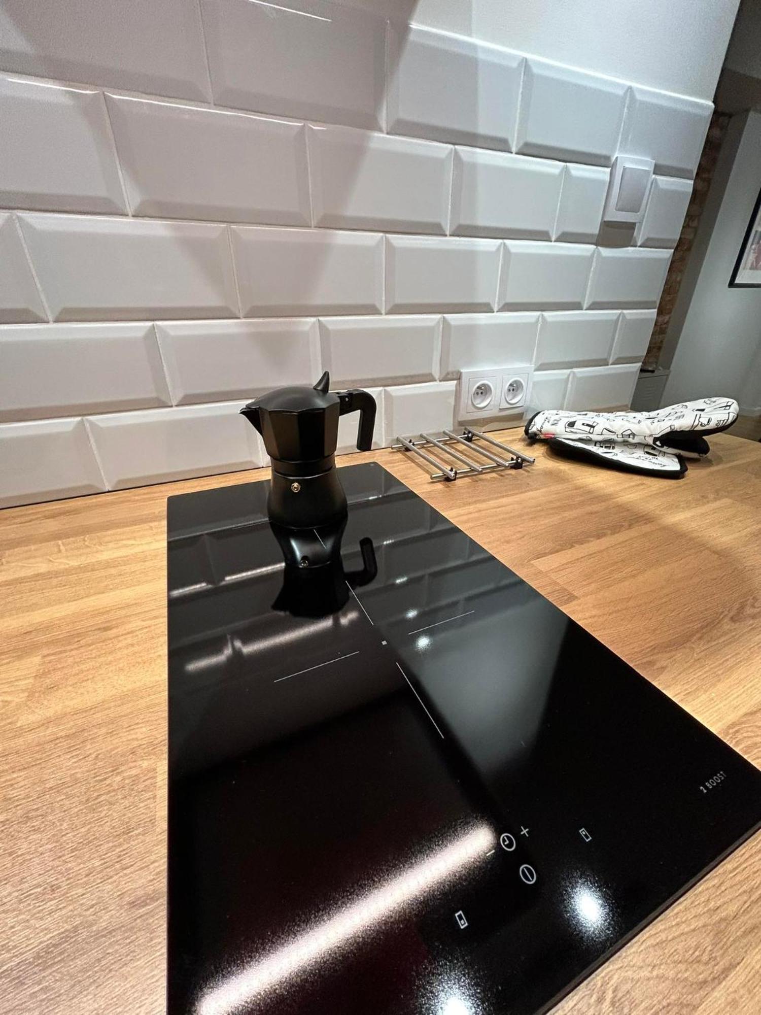 Old Tenement Apartment ワルシャワ エクステリア 写真