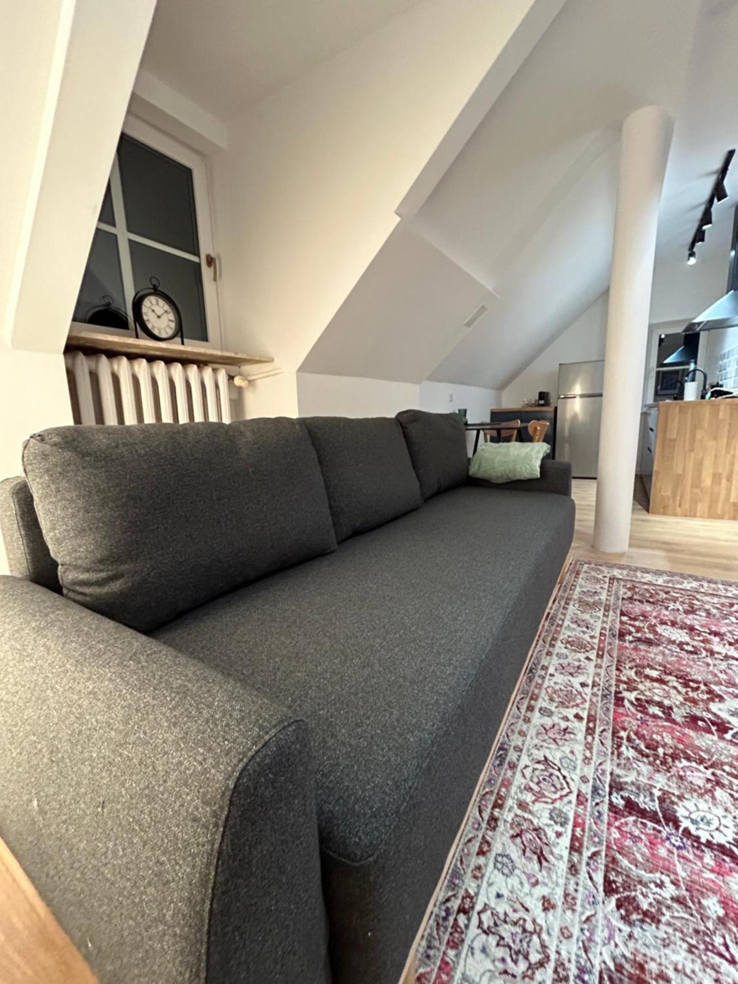 Old Tenement Apartment ワルシャワ エクステリア 写真