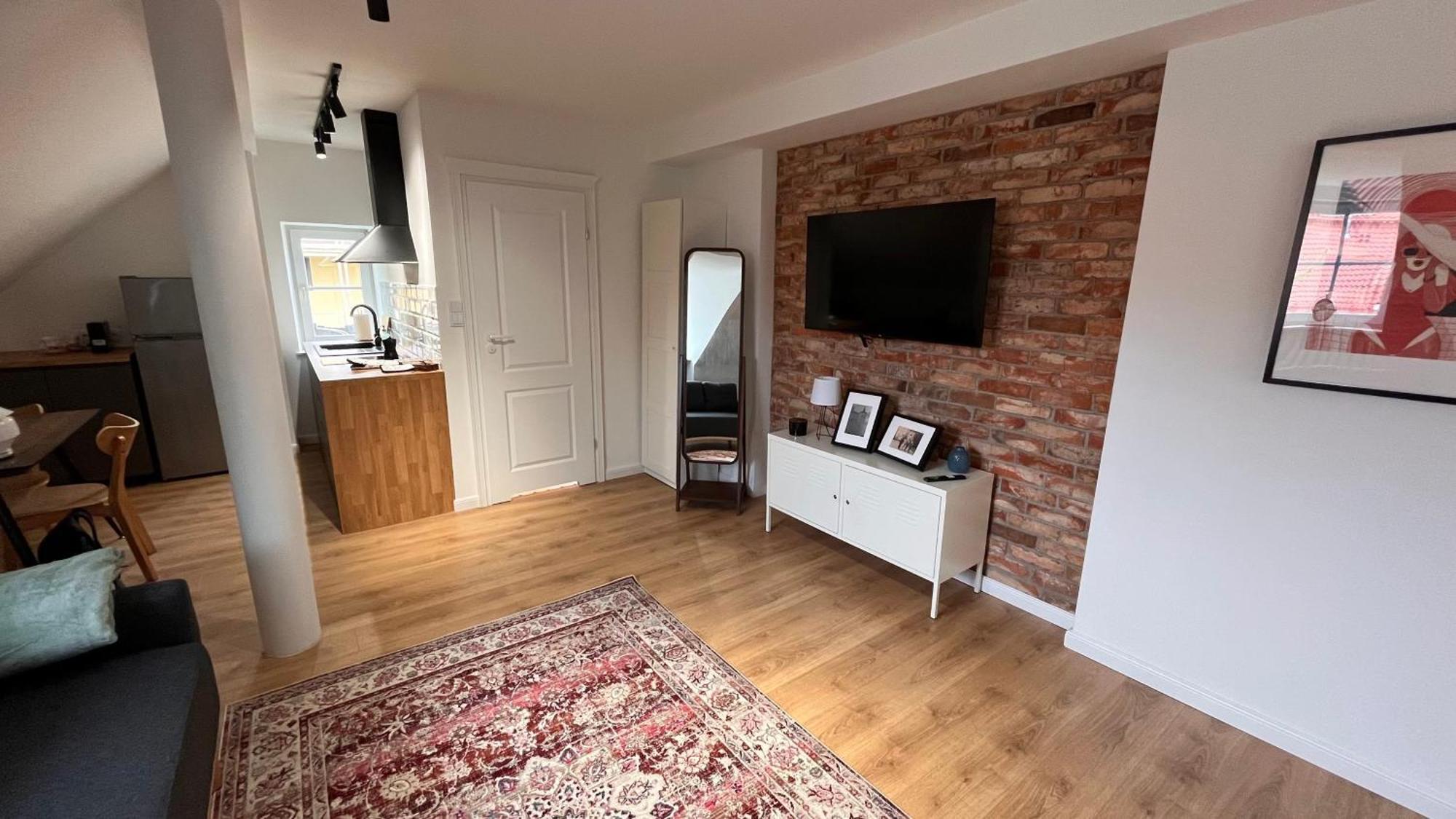 Old Tenement Apartment ワルシャワ エクステリア 写真