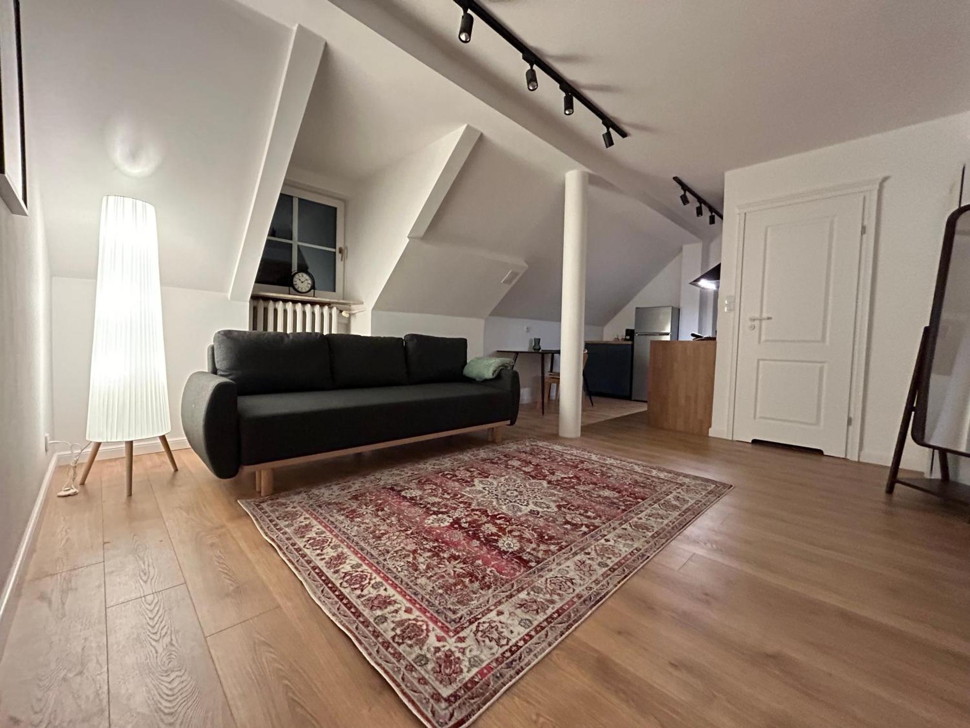 Old Tenement Apartment ワルシャワ エクステリア 写真